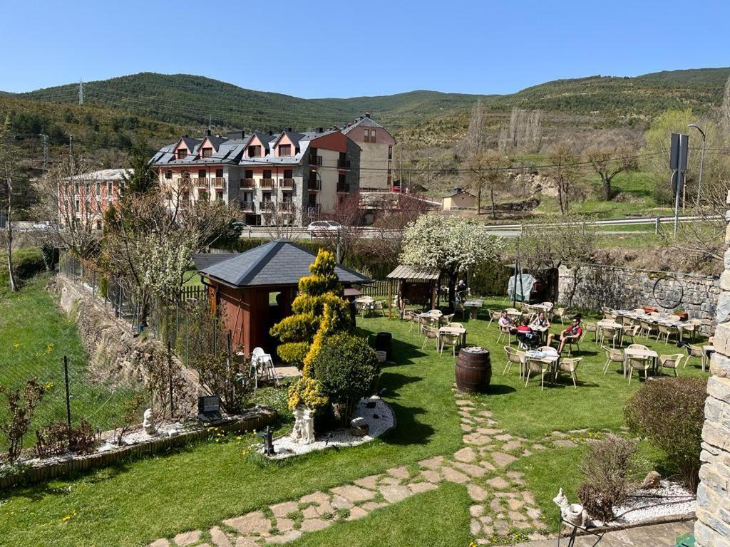 Meson De Castiello Guest House Castiello de Jaca Exterior photo
